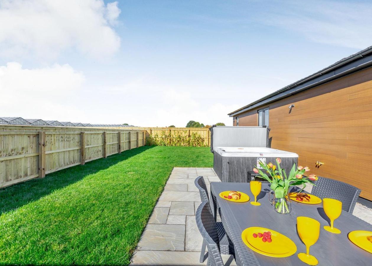 Hotel Cotswold Gateway Escape Offenham Exterior foto